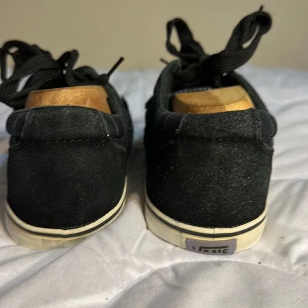 Vans Black Skate Shoes Size 9 Women’s - Image 5