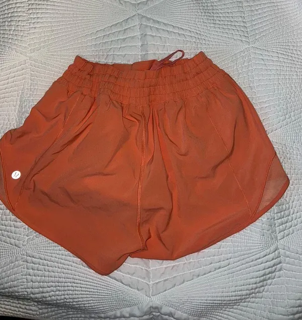 Lululemon Hotty Hot Short 2.5” - Image 6