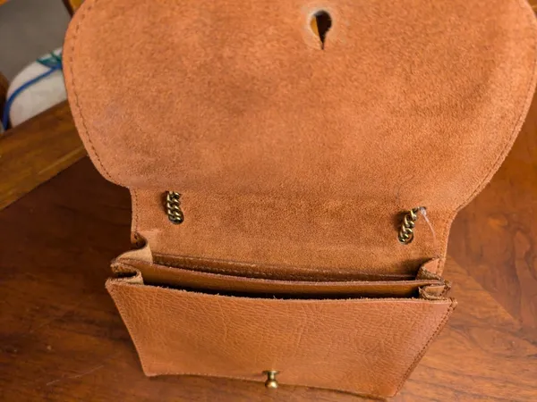 MADEWELL The Leather Collar Stud mini crossbody bag English Saddle EUC - Image 9