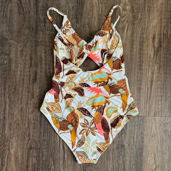 NEW Aerie Twist Front Floral Leaf Cut Out One Piece Swimsuit Size Small - Image 8