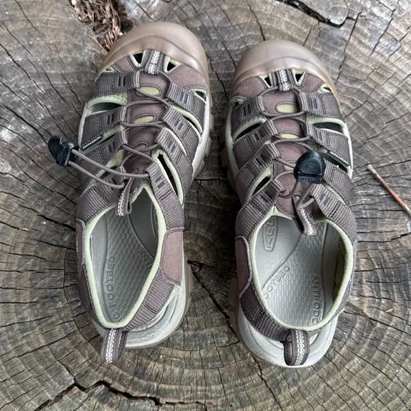 Keen Newport H2 Waterproof mens Sandalssize 9 - Image 6