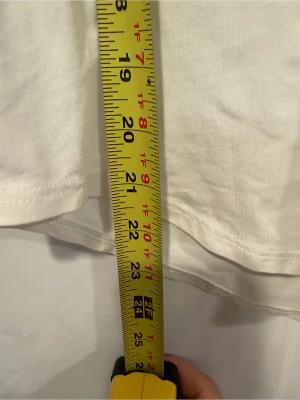 Women's Lululemon V-Neck Short Sleeve Top - White - Image 4