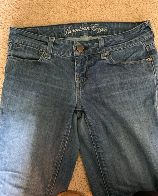 American Eagle Straight Leg Jeans - Image 3