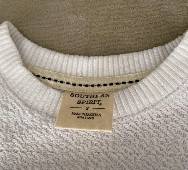 NWT Southern Spirit White Textured Sweatshirt - Image 7