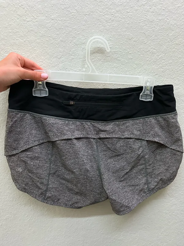Lululemon Speed Shorts 2.5" - Image 2