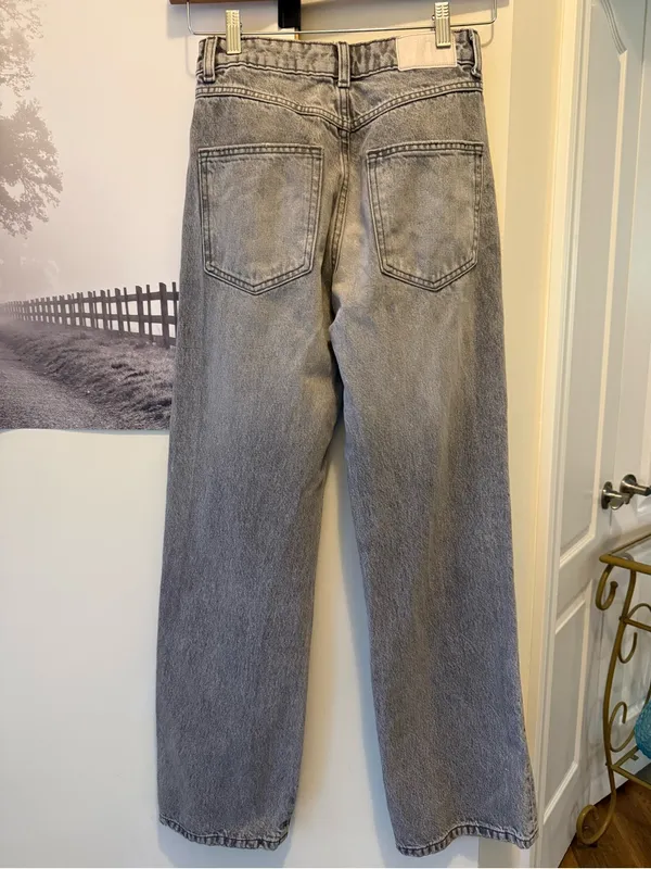 Zara Gray High-Rise Wide-Leg Jeans women’s 4 - Image 3