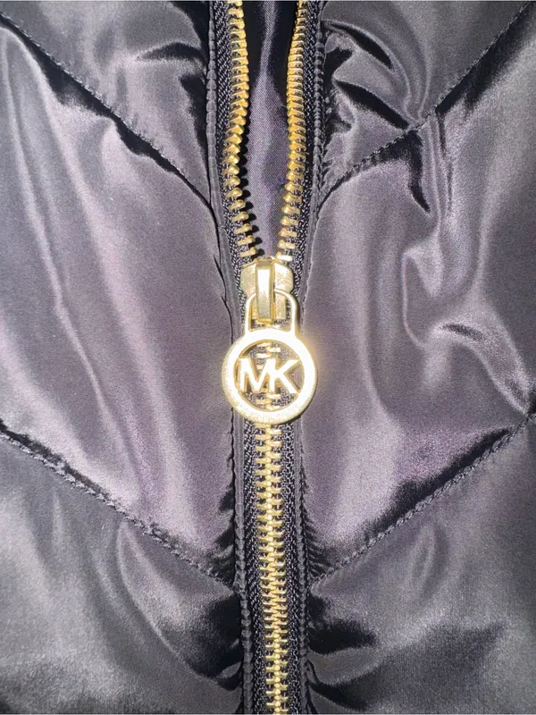 MICHAEL Michael Kors Black Quilted Puffer Vest with Gold Zipper - Image 2