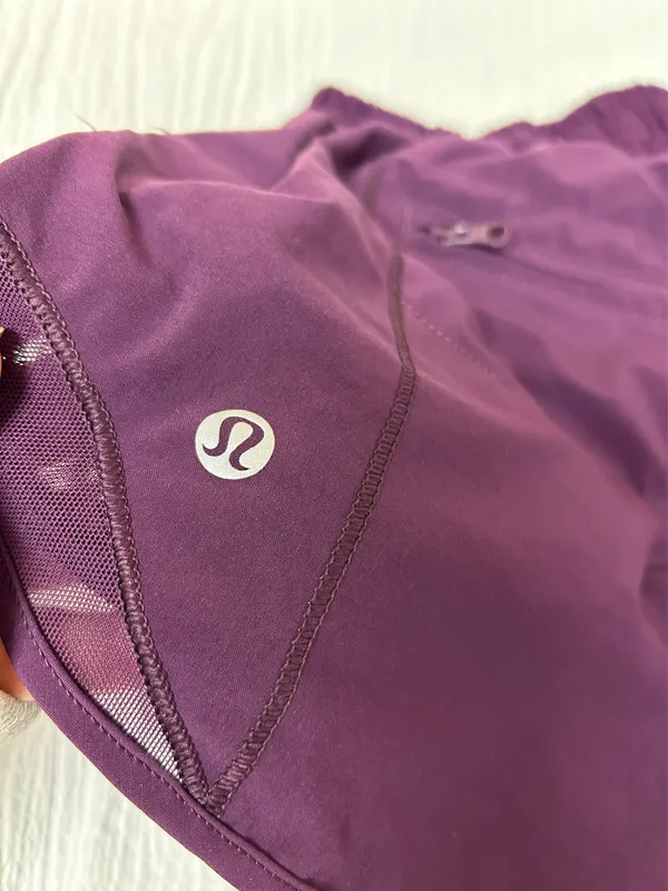 Lululemon Hotty Hot Shorts - Image 3