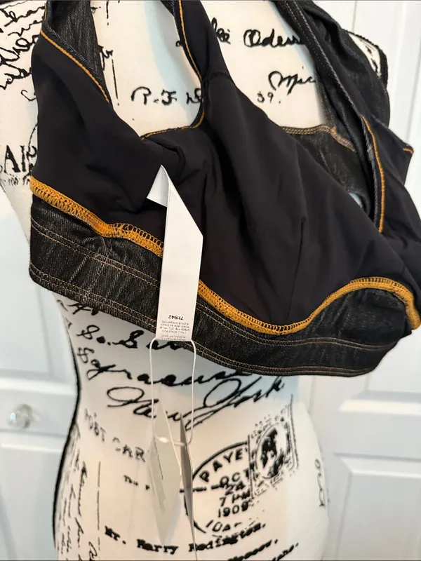 HALARA Black Denim-Inspired Crop Tank - Image 8
