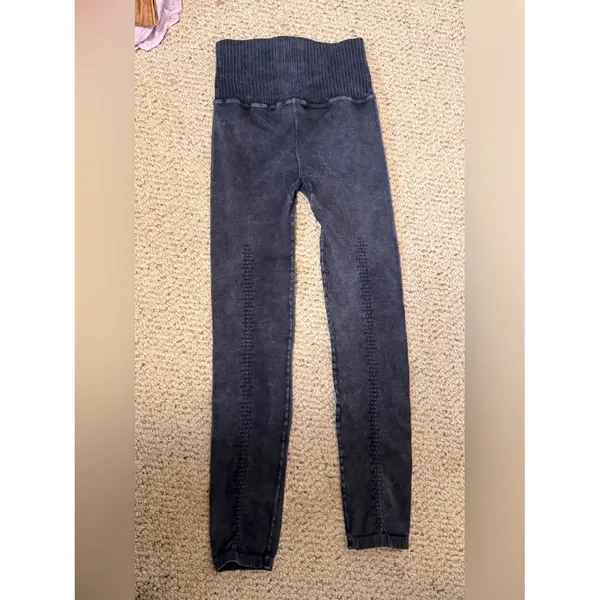 Free People Movement Good Karma Washed‎ Black Leggings S NWOT - Image 3
