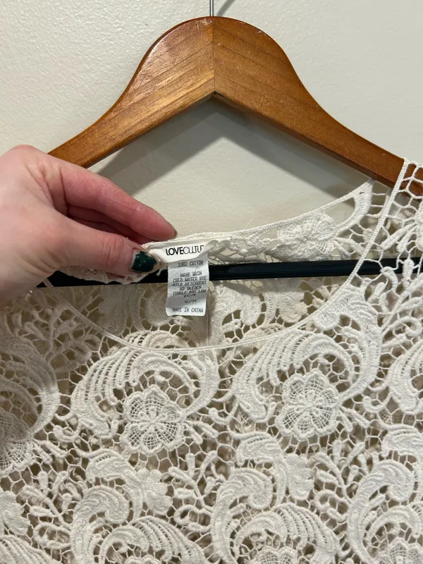 Off white cream colored lace top - Image 4
