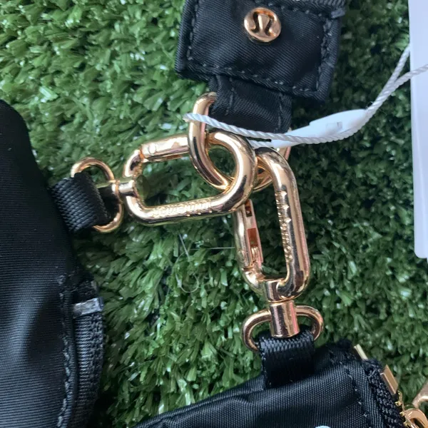 Lululemon Black Gold dual Pouch wristlet - Image 6