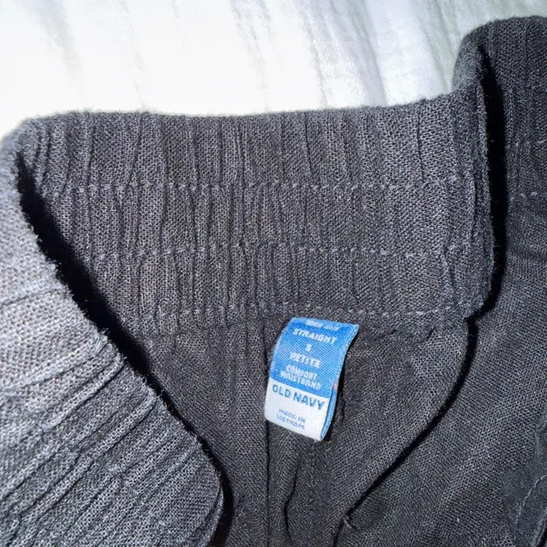 Old Navy Linen Pants - Image 2