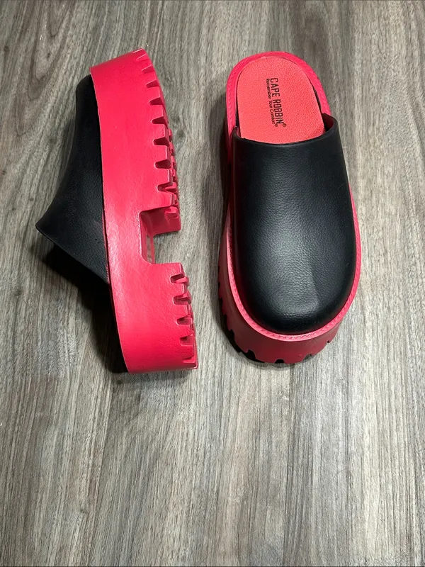 Cape Robbin Black Upper with Hot Pink Platform Clogs - Image 8