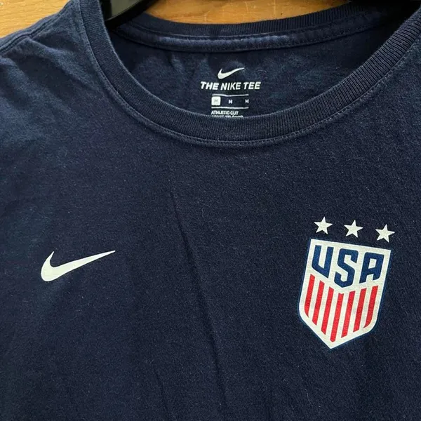 Nike Women's Navy and Black T-shirt - Image 2
