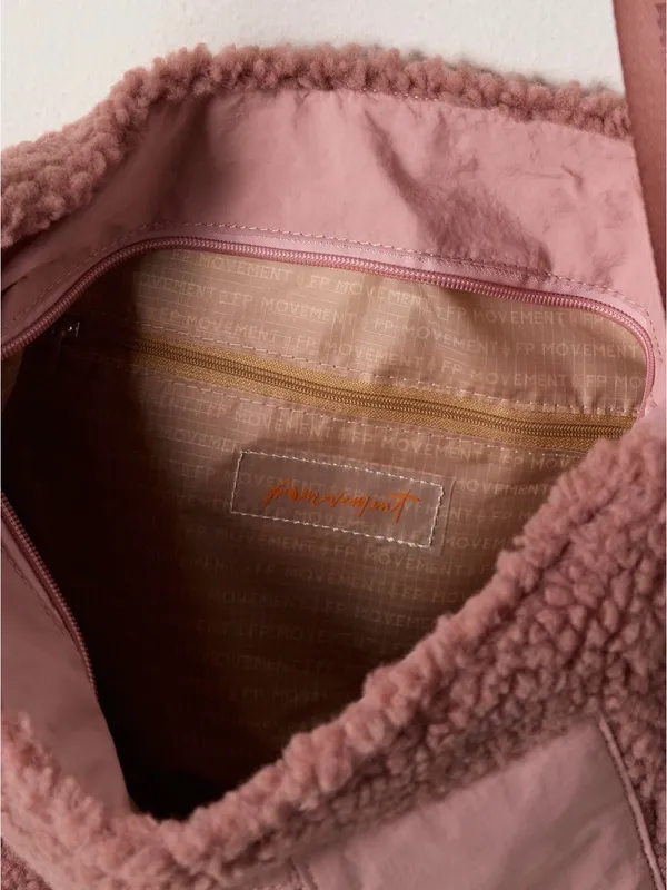 NWT Free People movement Sherpa sling bag- gum - Image 4