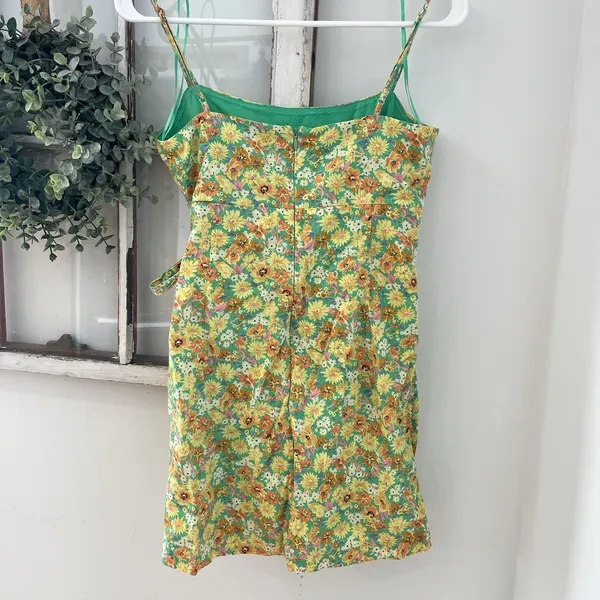 Astr‎ Women's Floral Spring Green Mini Keyhole Wrap Dress Size Small - Image 11