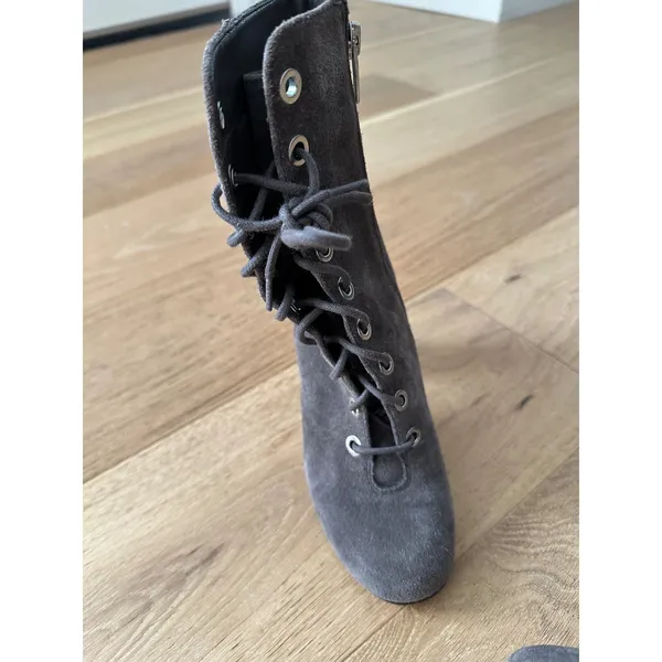 Vince Camuto Grey Suede Lace-Up‎ Block Heel Booties - Size 7.5M - Image 4