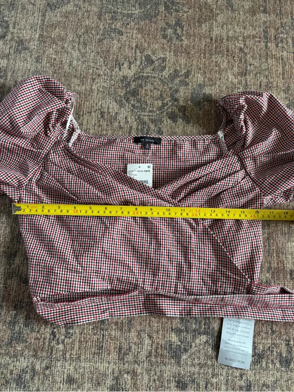 NWT En Saison Red Gingham Wrap Crop Top Size Small - Image 9