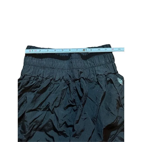 FP Movement The‎ Way Home Free People Shorts black sz M - Image 8