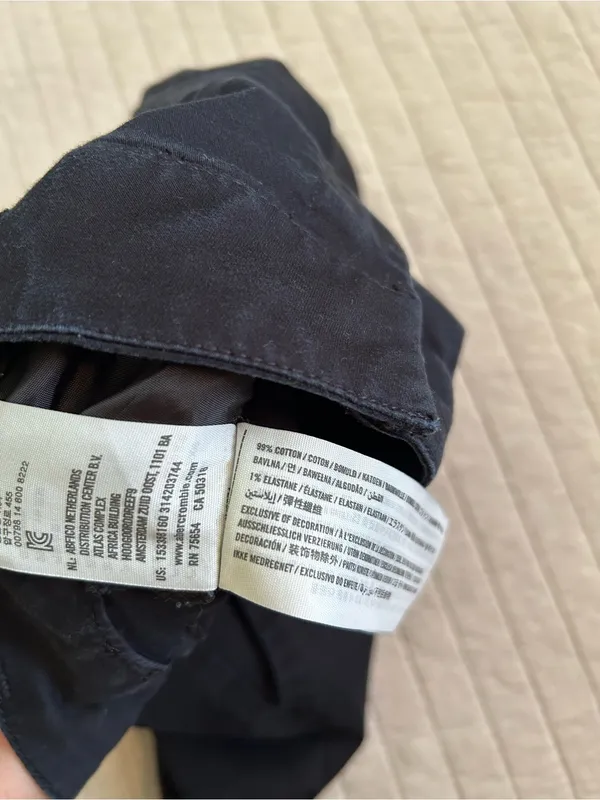 Abercrombie Vtg Y2K black chino cotton micro shorts 25” - Image 5