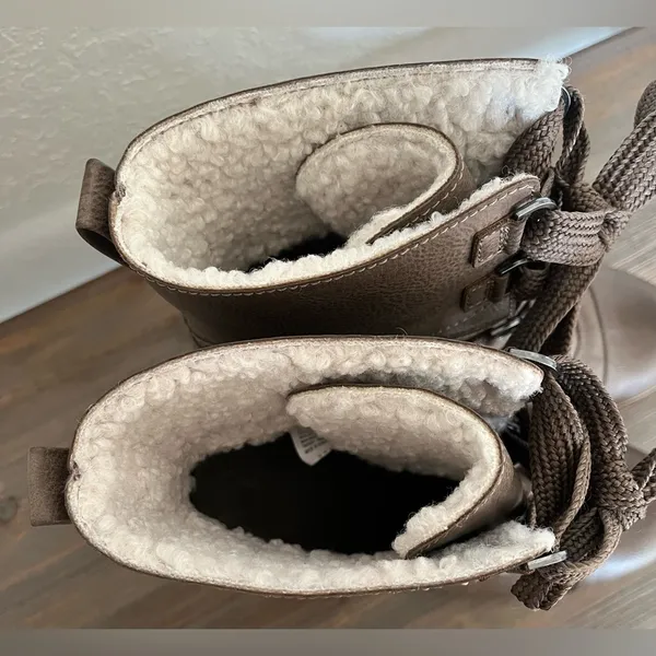 Universal Threads Goode Co Women’s Wedges Boots Faux Fur Lining Size 9 - Image 5