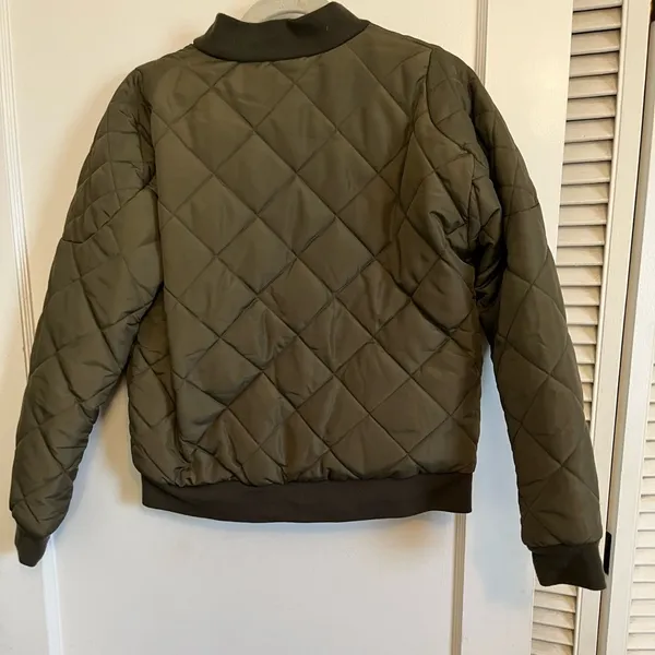 Olive Green Quilted Bomber Jacket Size 8 - Image 2