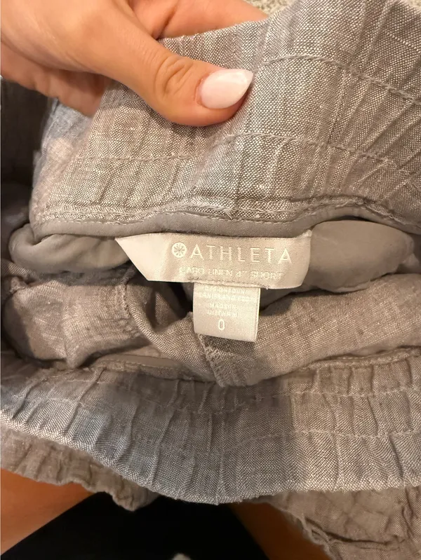 Athleta Linen Shorts - Image 3