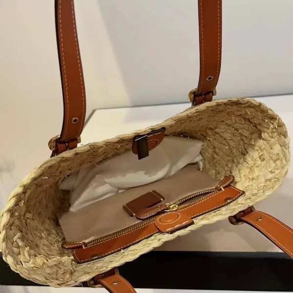 coach Structured Tote 16 cj638 - Image 4