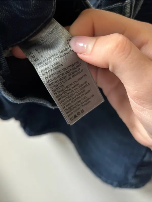 American Eagle Outfitters Dark Blue Denim Shorts - Image 4