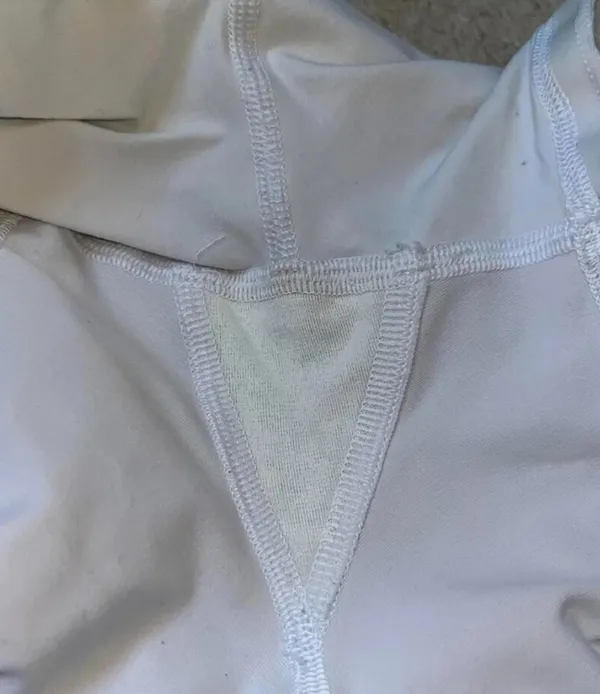 White Lululemon pace rival skirt with built in shorts - Image 5