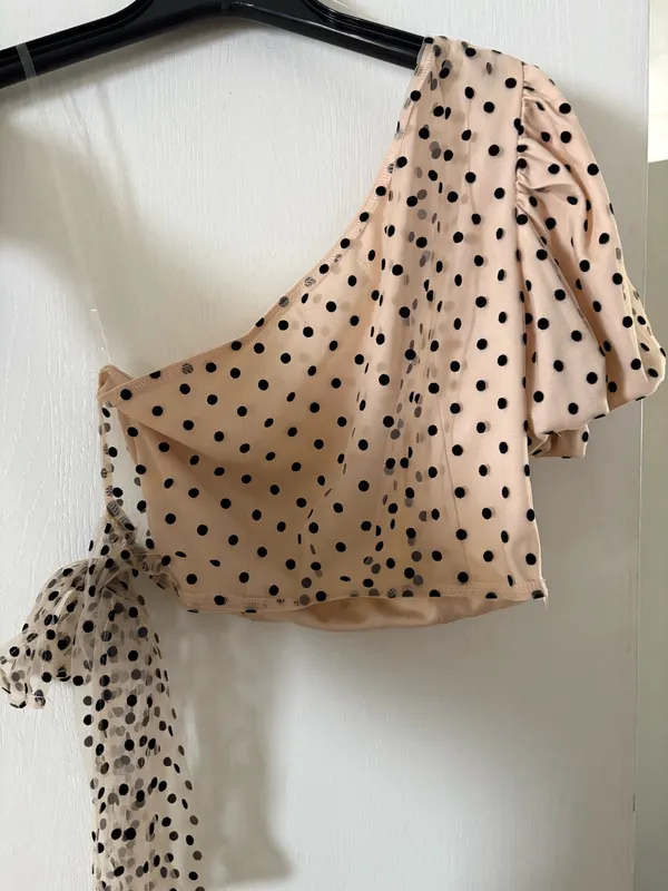 Cloud Ten Polka Dot One Shoulder Top - Image 2