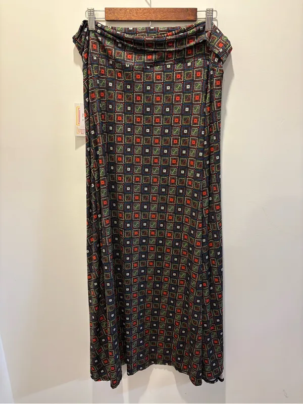 LuLaRoe Vintage Geometric Square Print Maxi Dress XL Black Red Green Blue Short Sleeve - Image 5