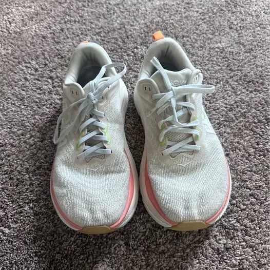 Hoka One One Gaviota 5 running shoes vanilla eggnog color - Image 4