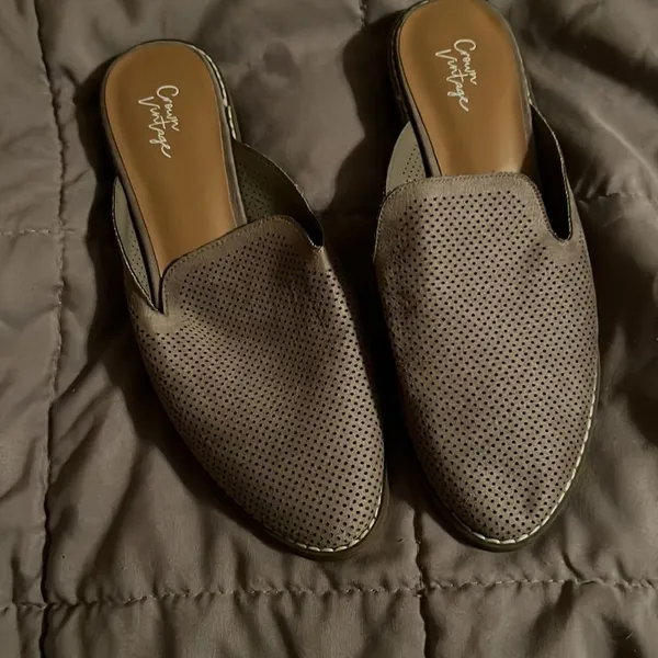 ‎Crown vintage mules 8 - Image 3