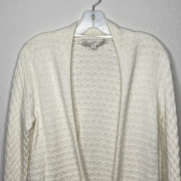 Ann Taylor LOFT‎ Cardigan Sweater - Image 4