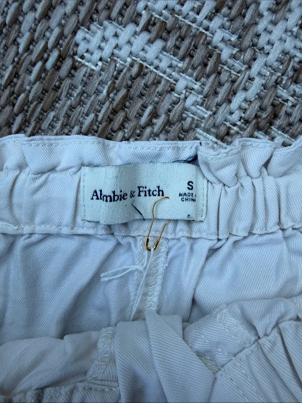Abercrombie & Fitch White Cargo Jogger Pants - Image 2