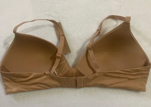 SKIMS Wireless Bra 36A NWT - Image 4