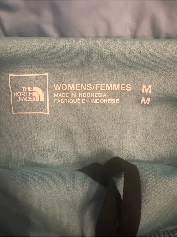 The North Face Limitless Run Shorts Women’s Medium Light Blue Athletic NWOT - Image 4