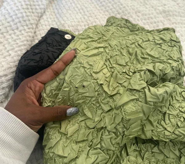 Green and black scrunchy vintage 90’s button down top - Image 6