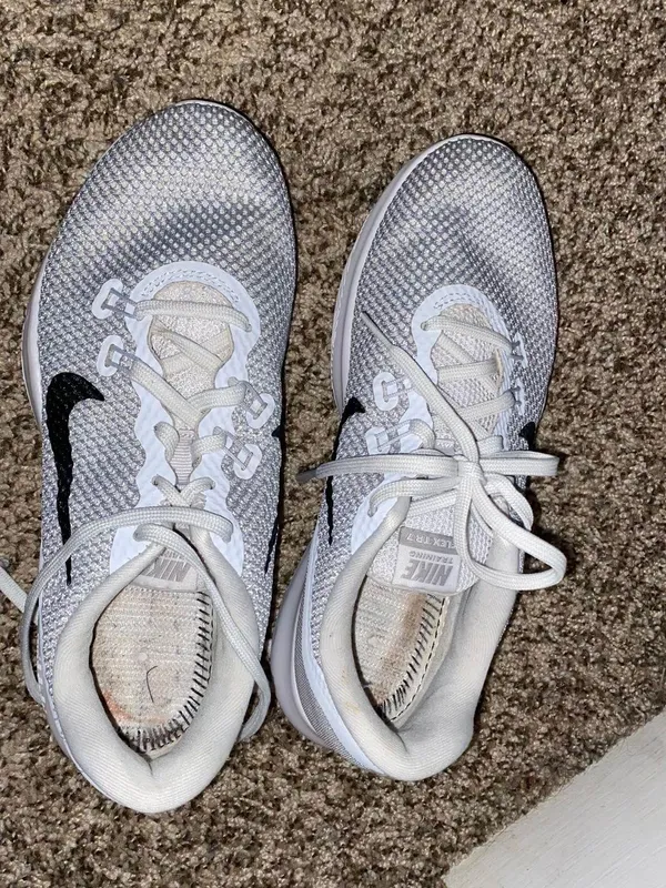 Nike training shoes - Image 4
