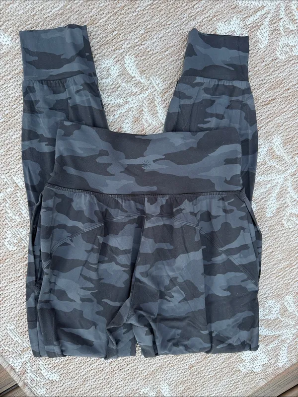 Athleta Charcoal Camo High-Waist Joggers - Image 3