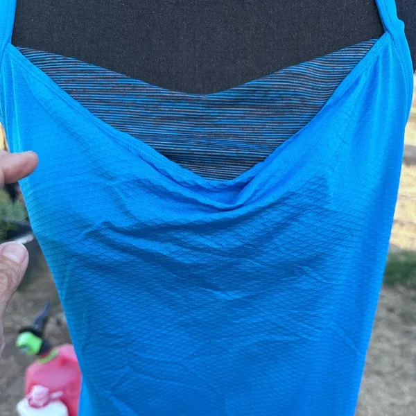 Lululemon Athletica Women's Blue Spaghetti Strap Top - Image 2
