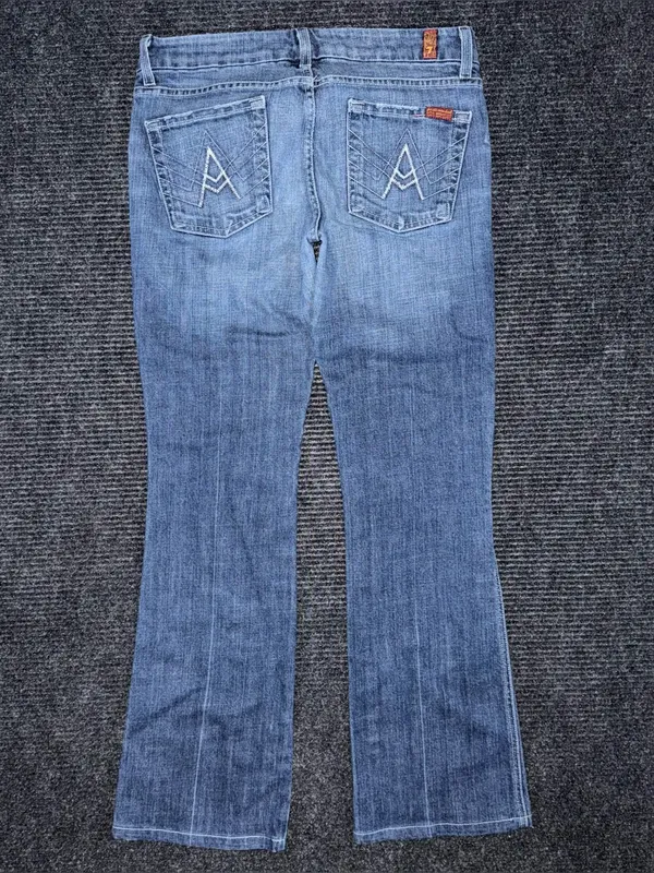 RARE 7 For All Mankind A Pocket Low Rise Bootcut Jeans Sz 28 x 30.5 USA Made VTG - Image 3