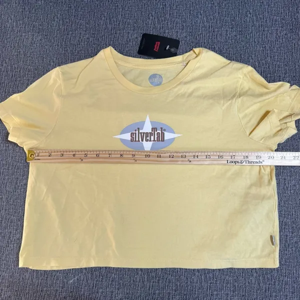 Levi’s Silvertab Short Sleeve Tee - Image 9