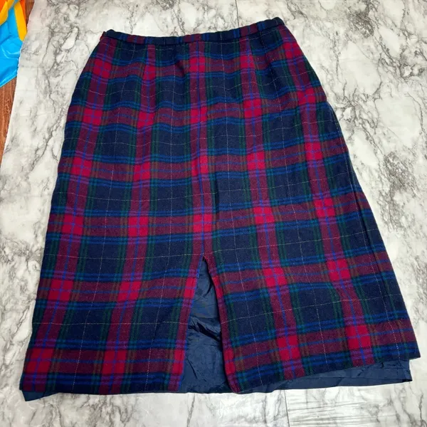 Pendleton vintage plaid Skirt pure Wool navy red blue 26 waist Flaw- liner - Image 2
