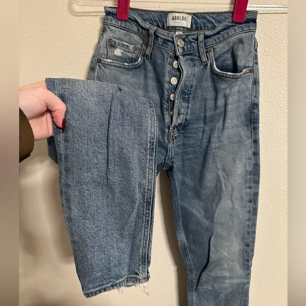 Agolde Nico High Rise Slim Jeans with Button Fly and Distressing - Image 3