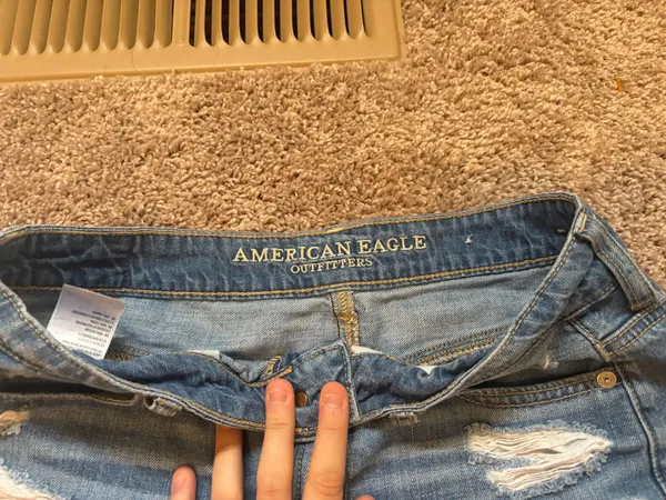 American Eagle low rise jean shorts - Image 3