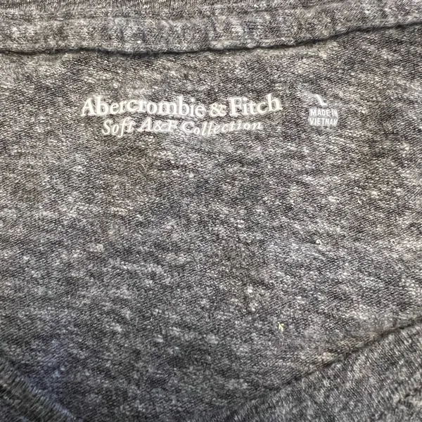 Abercrombie & Fitch Crop Tee - Image 4