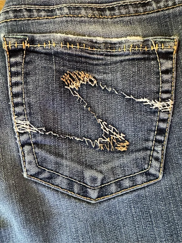 Distressed Suki Silver Jeans Medium Blue Bootcut Jeans size 27 - Image 3